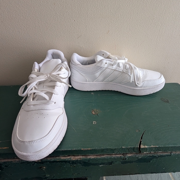 Adidas Hoops 3.0 - Picture 2 of 8